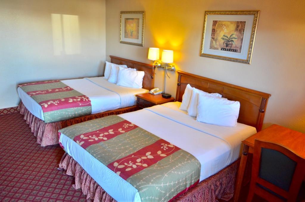 Americas Best Value Inn Crosstimbers Stephenville Ngoại thất bức ảnh