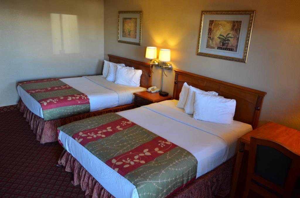 Americas Best Value Inn Crosstimbers Stephenville Ngoại thất bức ảnh