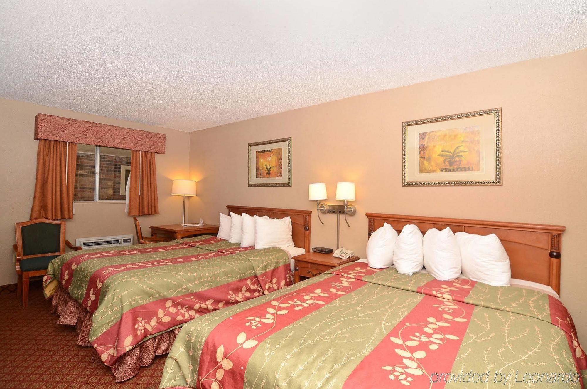 Americas Best Value Inn Crosstimbers Stephenville Phòng bức ảnh